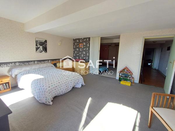 Maison de village authentique à Puygouzon