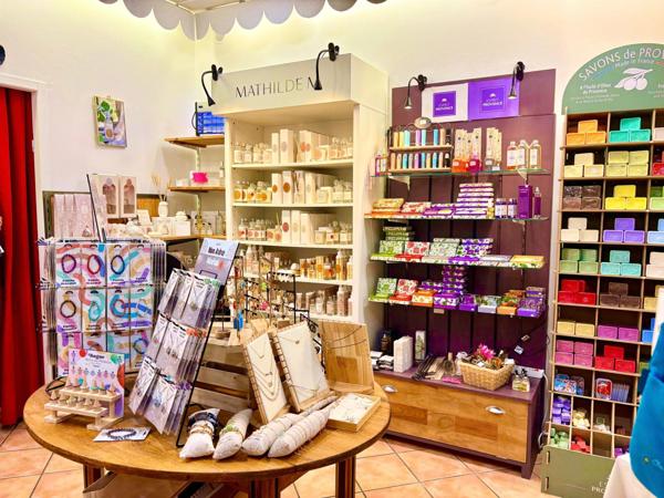 Fonds de commerce – Boutique cadeaux / décoration / produits régionaux