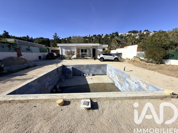 Maison à vendre 5 pièces 179 m² Carnoux-en-Provence