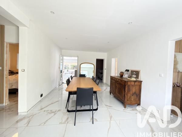 Maison à vendre 5 pièces 179 m² Carnoux-en-Provence