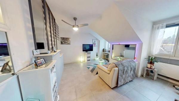 Appartement T1 Bis avec parking privatif, résidence sécurisée.