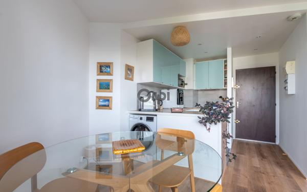 Appartement à vendre    1 pièce • 37,54 m2 Saint-Maurice