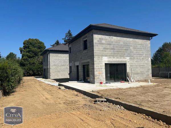 Maison à louer 4 pièces 108.33m² Bourg-en-Bresse (01000)