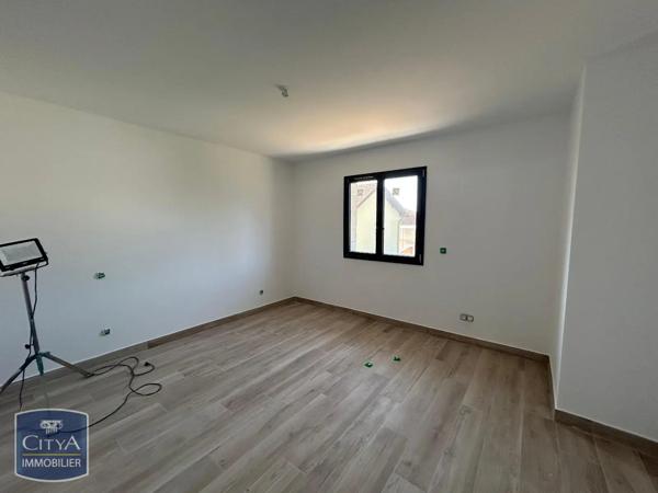 Maison à louer 4 pièces 108.33m² Bourg-en-Bresse (01000)