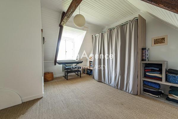 Maison à PLEUMEUR-BODOU, 22560 - 7 pièces 131m²