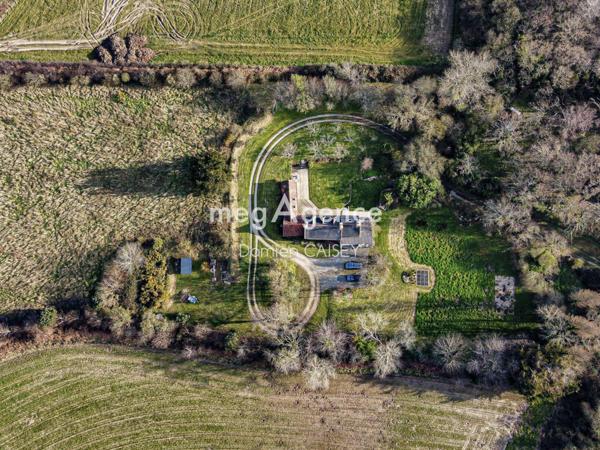 Maison à PLEUMEUR-BODOU, 22560 - 7 pièces 131m²