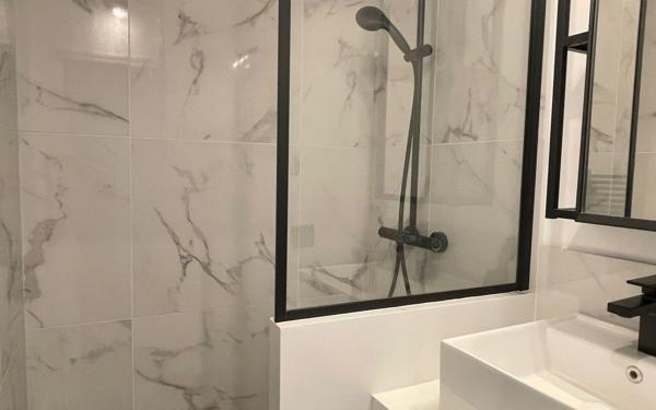 Appartement à louer    2 pièces • 34 m2 Paris 16