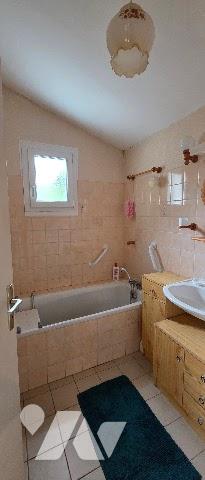 maison d'habitation à rénover sur 690m²