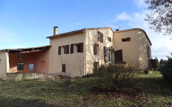 Maison à vendre    5 pièces • 137,87 m2 Dauphin