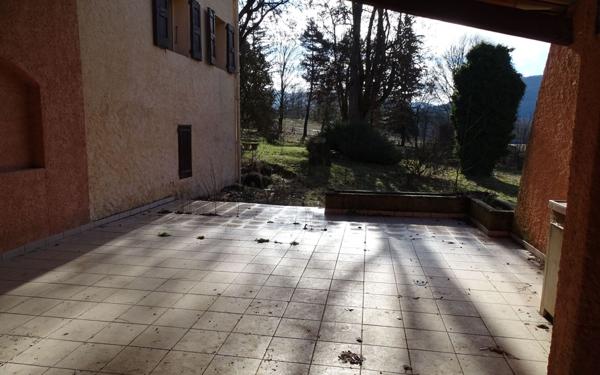 Maison à vendre    5 pièces • 137,87 m2 Dauphin