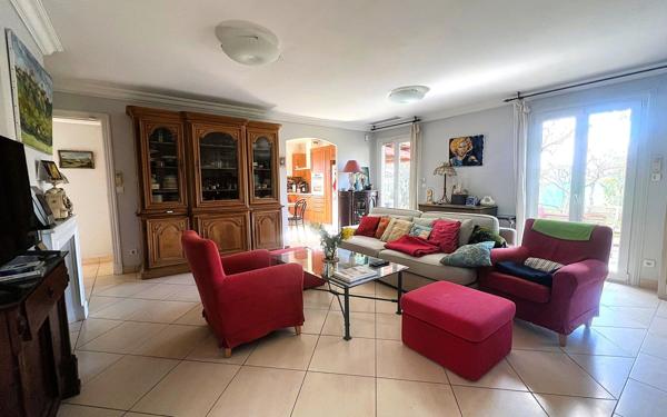 Maison à vendre    5 pièces • 107,45 m2 Le Cannet