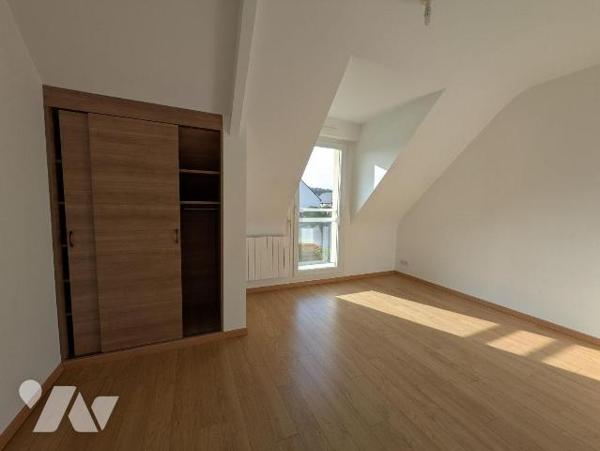 Guichen, en impasse, maison de 2009 offrant un environnement calme avec une belle vue dégagée s...