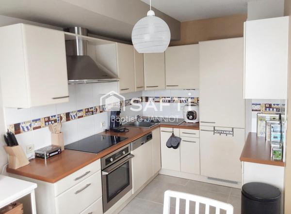 Bel appartement T3 avec garage et place de parking