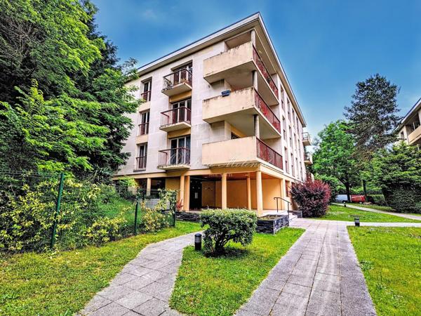 Studio meublé à 14 min à pied du RER