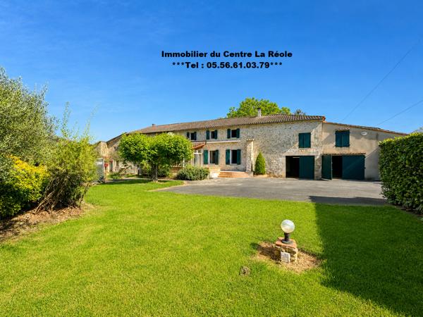 Maison en pierres 200 M2 habitables avec piscine et dépendances sur 7075 M2