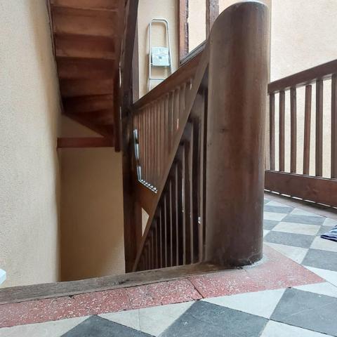 Immeuble à vendre MONTAUBAN (82)local commercial et 3 appartements