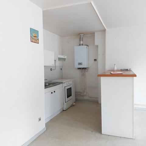 Immeuble à vendre MONTAUBAN (82)local commercial et 3 appartements