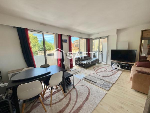 APPARTEMENT UNE CHAMBRE AVEC TERRASSE ET PLACE DE PARKING A NIORT