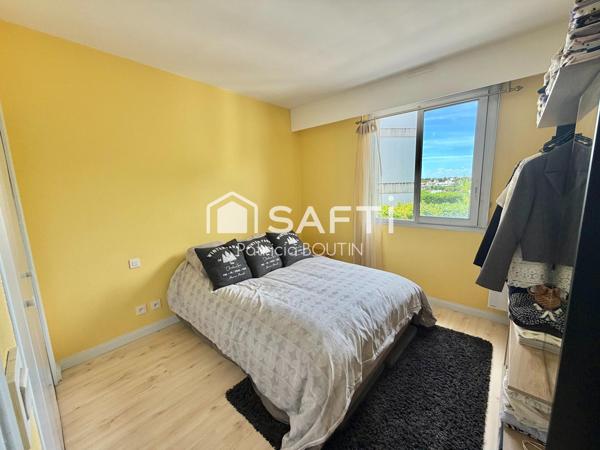 APPARTEMENT UNE CHAMBRE AVEC TERRASSE ET PLACE DE PARKING A NIORT