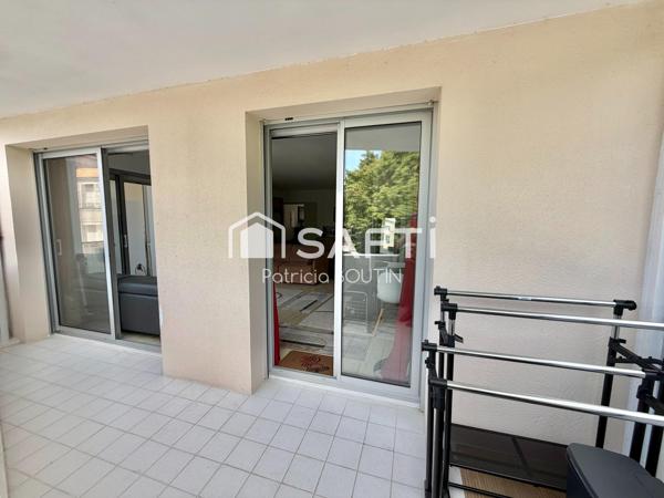 APPARTEMENT UNE CHAMBRE AVEC TERRASSE ET PLACE DE PARKING A NIORT