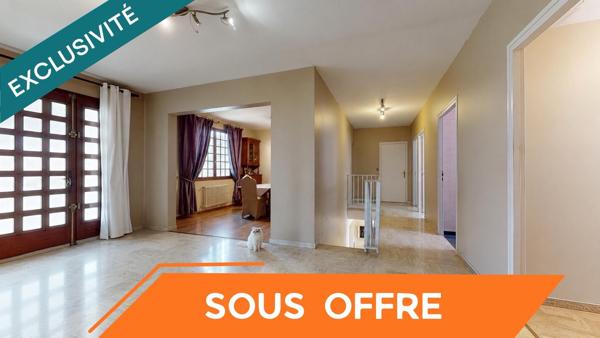 Maison 250 m² avec piscine couverte