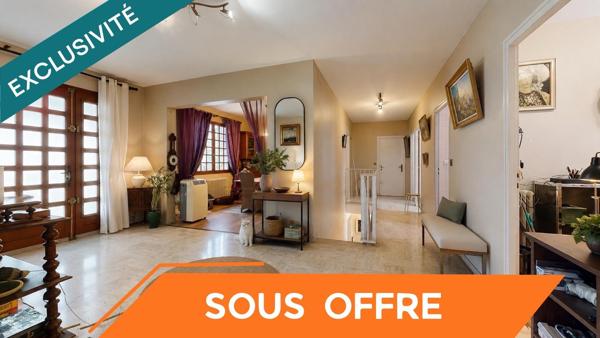 Maison 250 m² avec piscine couverte