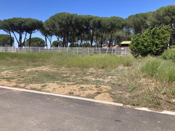 Terrain
        
        - 500 m² 185 500 € *