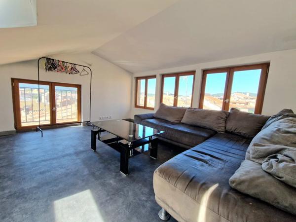 Location                                                      Appartement
                        
                     2 pièces                      37 m2                     à Draguignan