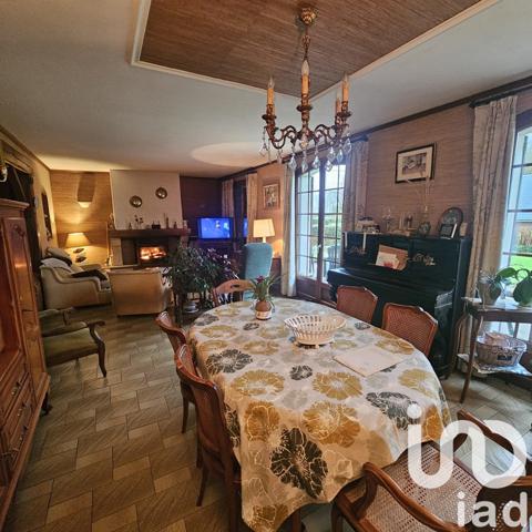 Maison traditionnelle 5 pièces de 109 m² à Yzengremer (80520)