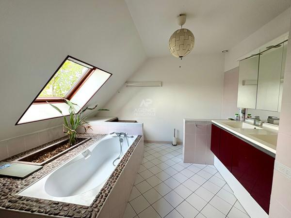 Maison Conflans Sainte Honorine 7 pièce(s) 130 m2 479 000 € **  - Référence  8218