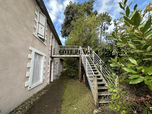 Saint-Palais-sur-Mer (17420) Saint Palais sur mer - Villa 6 pièces -centre ville - proche plages et commerces - au prix de 520.000 € HAI