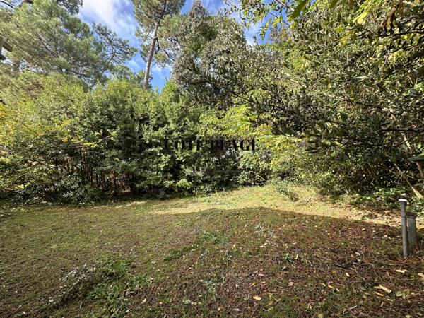 Saint-Palais-sur-Mer (17420) Saint Palais sur mer - Villa 6 pièces -centre ville - proche plages et commerces - au prix de 520.000 € HAI