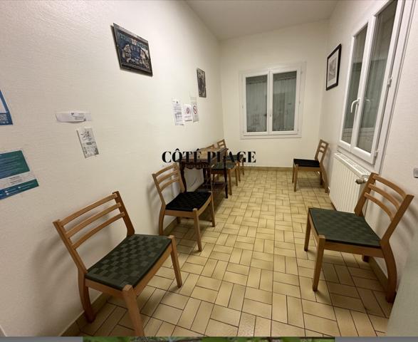 Saint-Palais-sur-Mer (17420) Saint Palais sur mer - Villa 6 pièces -centre ville - proche plages et commerces - au prix de 520.000 € HAI