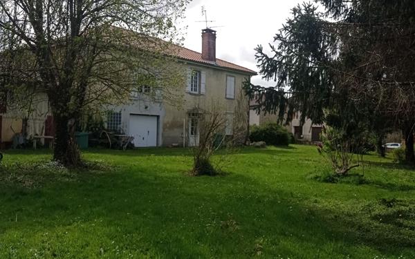 Maison à vendre    5 pièces • 133 m2 Vayres