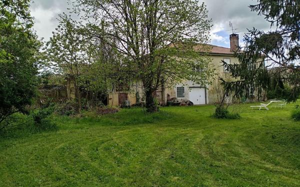 Maison à vendre    5 pièces • 133 m2 Vayres