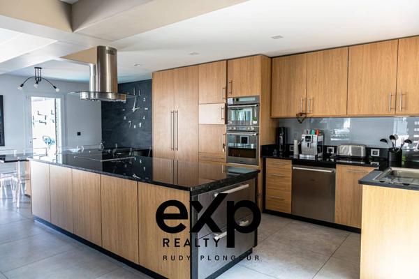 Propriété d’Exception Vue dominante & Rentabilité 2 studios indépendants loués