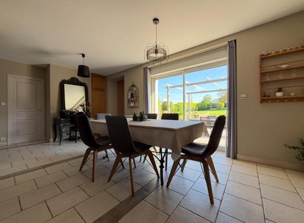 Maison à Malestroit, 56140 - 6 pièces 120m²