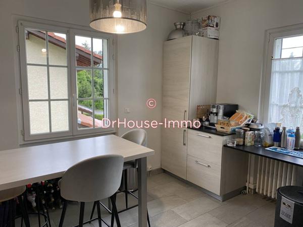 Immeuble à vendre 9 pièces de 121 m²