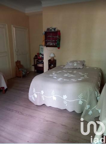 Château 25 pièces de 548 m² à Paulhan (34230)