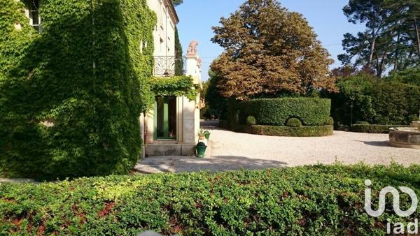 Château 25 pièces de 548 m² à Paulhan (34230)