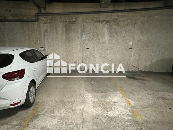 Location Parking - 105 RUE DE BELLEVILLE Bordeaux 33000