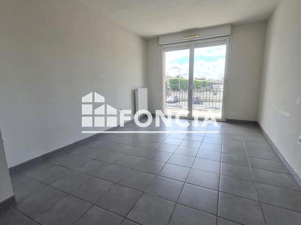 Location Appartement 2 pièces 37.6 m² - RUE DES DEMOISELLES Montereau-fault-yonne 77130