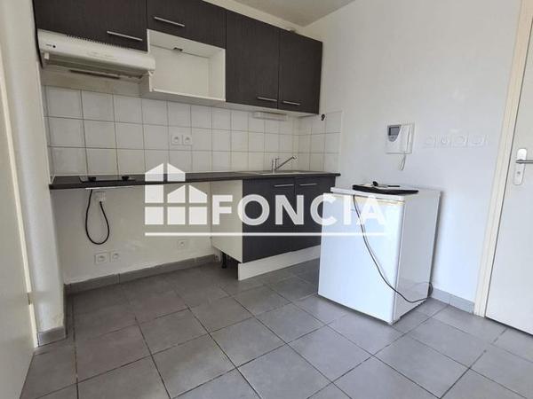 Location Appartement 2 pièces 37.6 m² - RUE DES DEMOISELLES Montereau-fault-yonne 77130