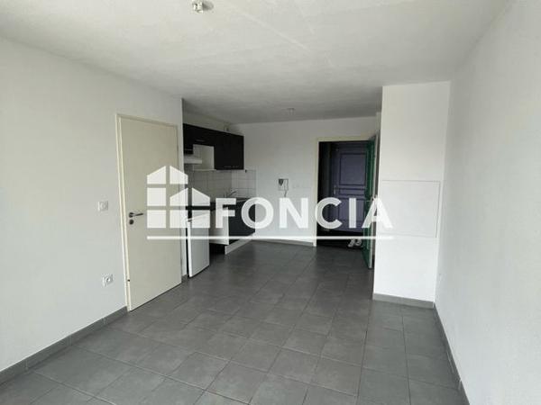 Location Appartement 2 pièces 37.6 m² - RUE DES DEMOISELLES Montereau-fault-yonne 77130