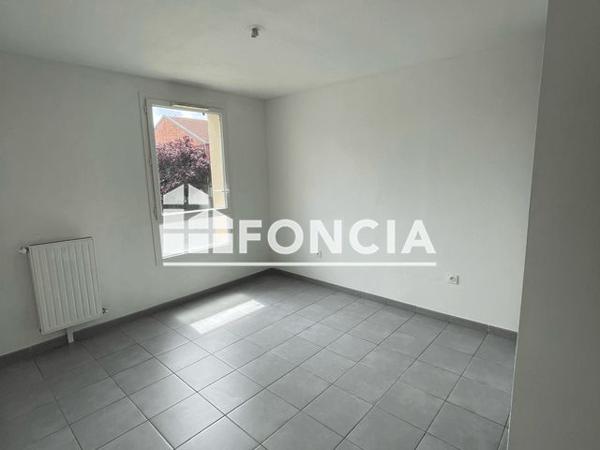 Location Appartement 2 pièces 37.6 m² - RUE DES DEMOISELLES Montereau-fault-yonne 77130