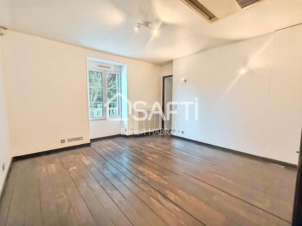 Maison de 650M2 ,14 pièces, terrain de 3412m2