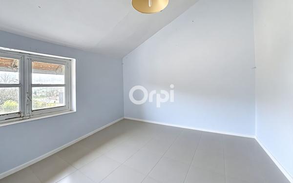 Maison à vendre    8 pièces •  Saint-Léonard-de-Noblat