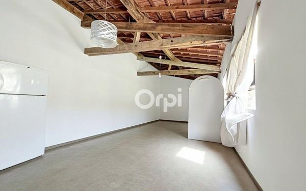 Maison à vendre    8 pièces •  Saint-Léonard-de-Noblat