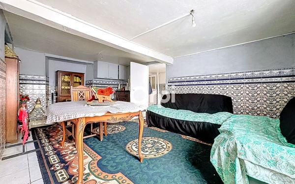 Maison à vendre    8 pièces •  Saint-Léonard-de-Noblat