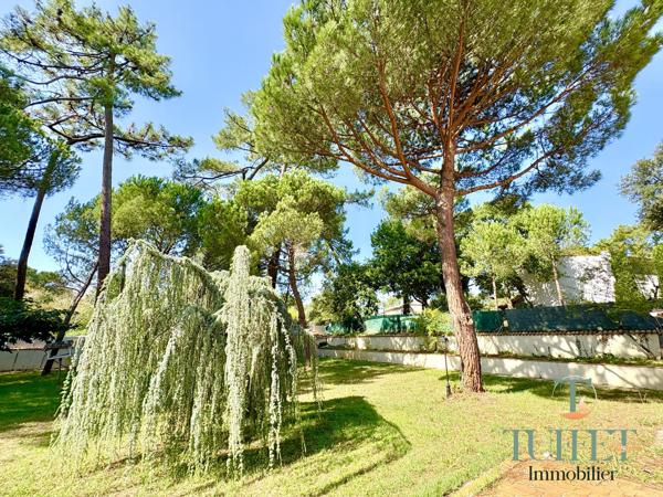 RONCE LES BAINS : VILLA AVEC PISCINE INTERIEURE CHAUFFEE